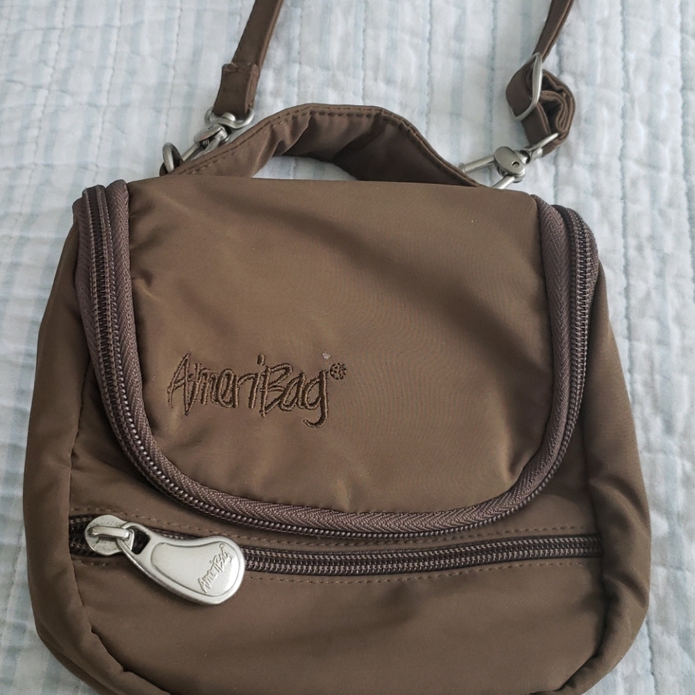 AmeriBag Best Traveling Bag in the World